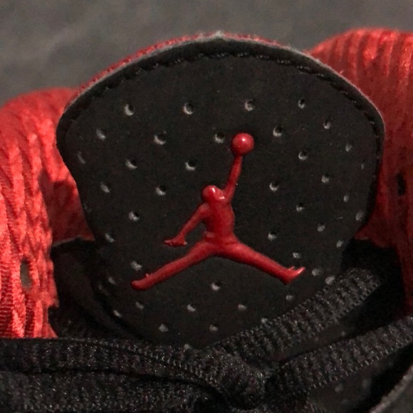 Air Jordan “Icons” Black/Red/White - Picture 3 of 8